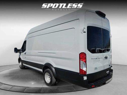 2022 Ford Transit-350 Base
