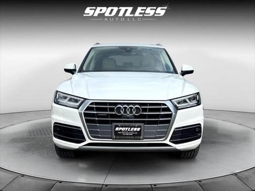 2018 Audi Q5 2.0T Prestige