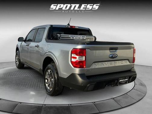 Iconic Silver Metallic 2023 Ford Maverick XLT
