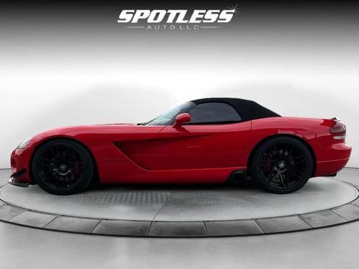 2003 Dodge Viper SRT10