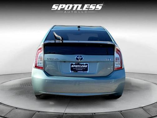 2013 Toyota Prius Four