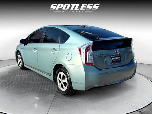 2013 Toyota Prius Three