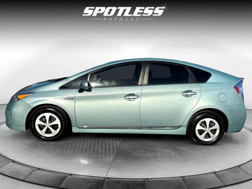 2013 Toyota Prius Three