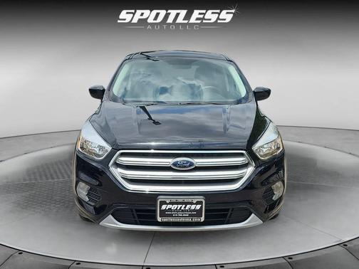 Agate Black 2019 Ford Escape SE