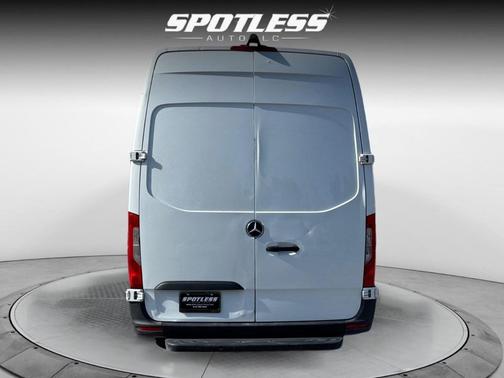 2020 Mercedes-Benz Sprinter 4500 High Roof V6