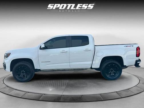 Summit White 2022 Chevrolet Colorado LT