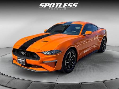 2020 Ford Mustang EcoBoost