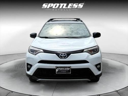 2016 Toyota RAV4 SE