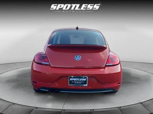 2018 Volkswagen Beetle 2.0T Coast