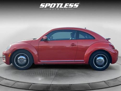 2018 Volkswagen Beetle 2.0T Coast