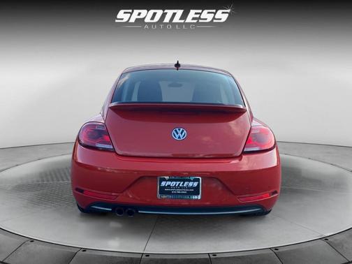 2018 Volkswagen Beetle 2.0T S