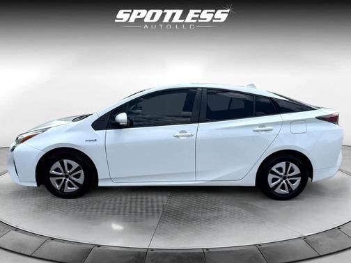 2017 Toyota Prius Two