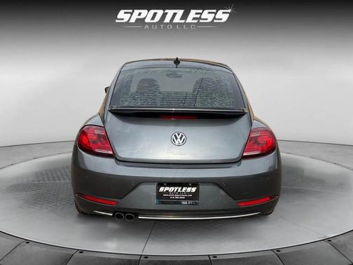 2017 Volkswagen Beetle 1.8T SE