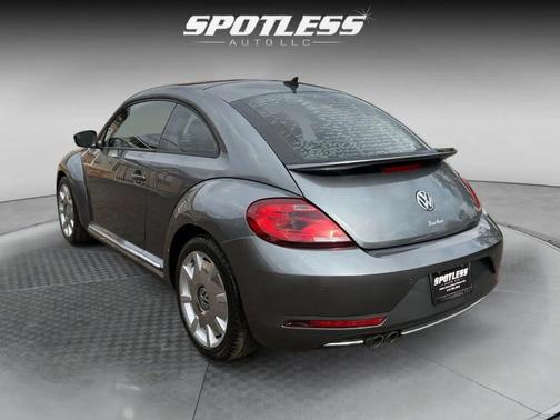 2017 Volkswagen Beetle 1.8T SE