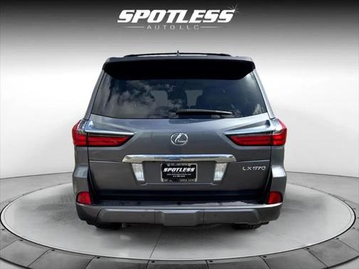 2016 Lexus LX 570 Base