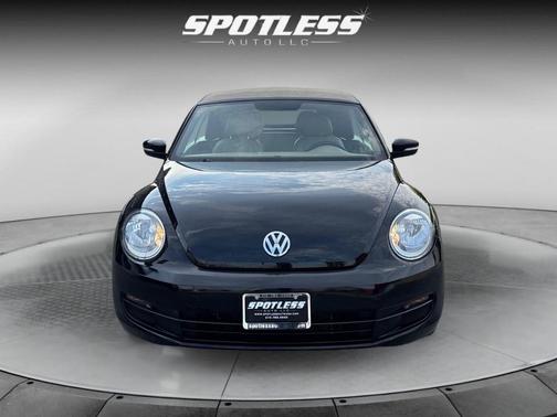 2014 Volkswagen Beetle Auto 1.8T w/Tech