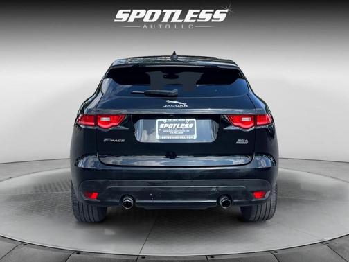 2019 Jaguar F-PACE 30t Prestige