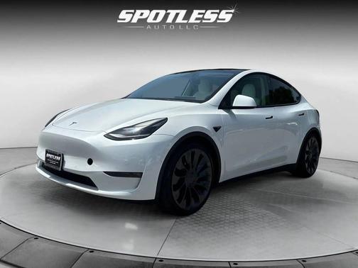 Pearl White Multi-Coat 2022 Tesla Model Y Performance Dual Motor All-Wheel Drive