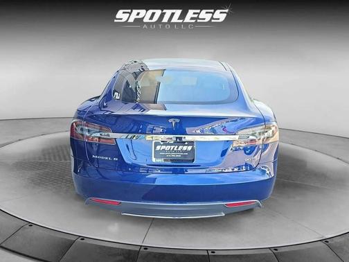 2016 Tesla Model S 90D