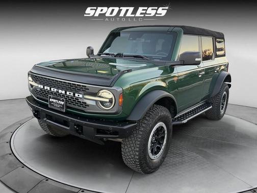 2023 Ford Bronco Badlands