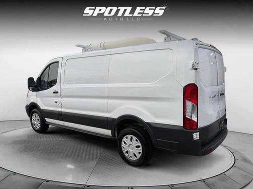 2018 Ford Transit-250 Base