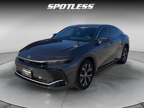 2024 Toyota Crown XLE