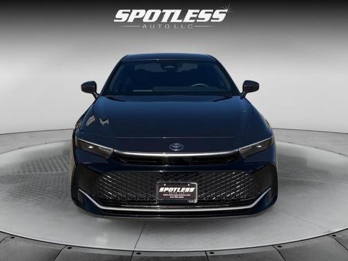 2024 Toyota Crown XLE