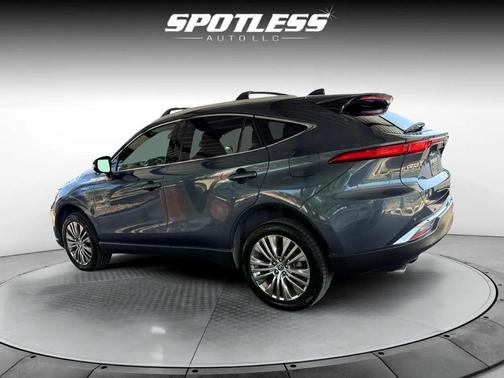 2021 Toyota Venza XLE