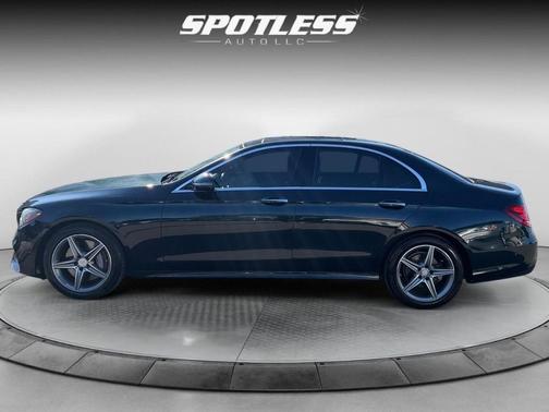 2017 Mercedes-Benz E-Class E300 Luxury 4MATIC Sedan