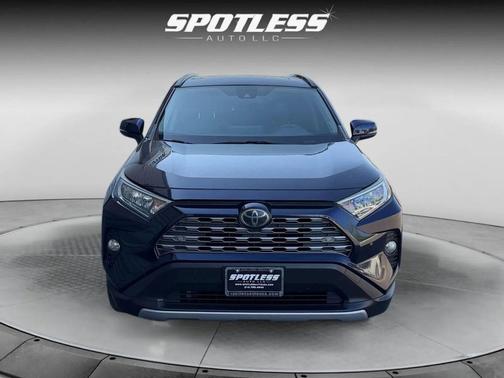 2020 Toyota RAV4 Limited