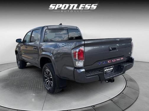 2020 Toyota Tacoma TRD Sport