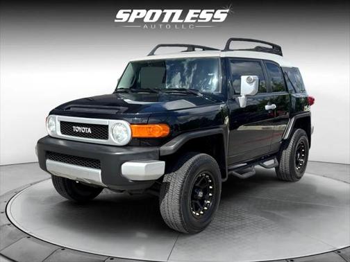 2013 Toyota FJ Cruiser Base