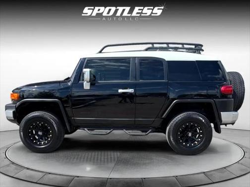 2013 Toyota FJ Cruiser Base