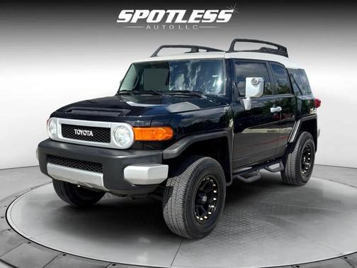 2013 Toyota FJ Cruiser Base