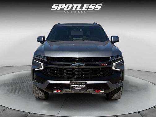 2022 Chevrolet Suburban 4WD Z71