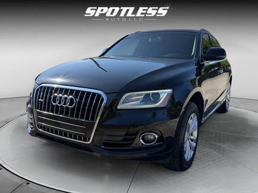 Brilliant Black 2016 Audi Q5 2.0T Premium Plus