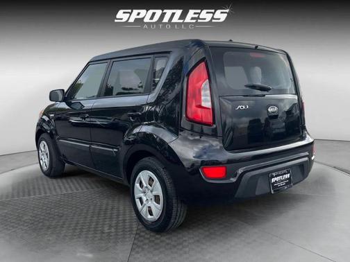 2013 Kia Soul Base