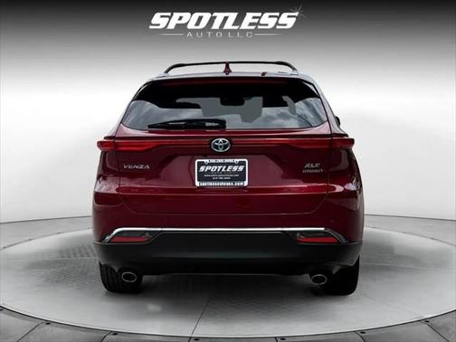 2022 Toyota Venza XLE