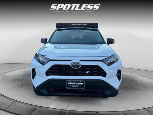 2019 Toyota RAV4 Hybrid LE