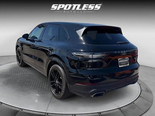 2021 Porsche Cayenne Cayenne