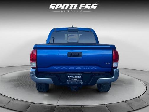 2016 Toyota Tacoma SR5