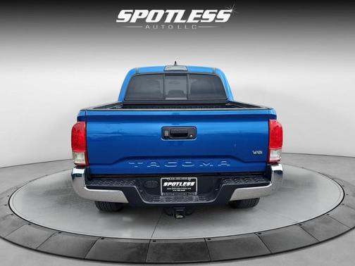 2016 Toyota Tacoma SR5