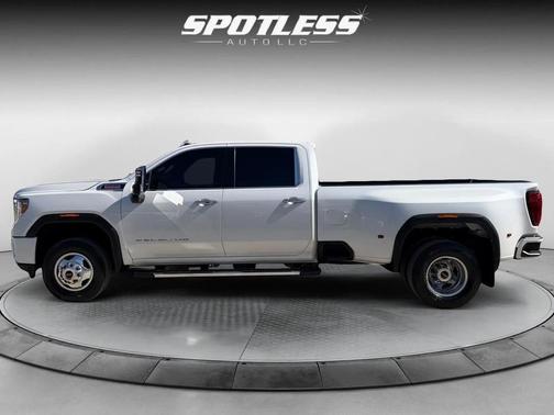 2022 GMC Sierra 3500 Denali