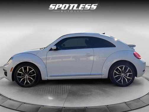 2019 Volkswagen Beetle 2.0T SE