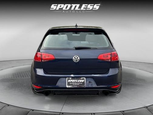 2017 Volkswagen Golf GTI 2.0T S 4-Door