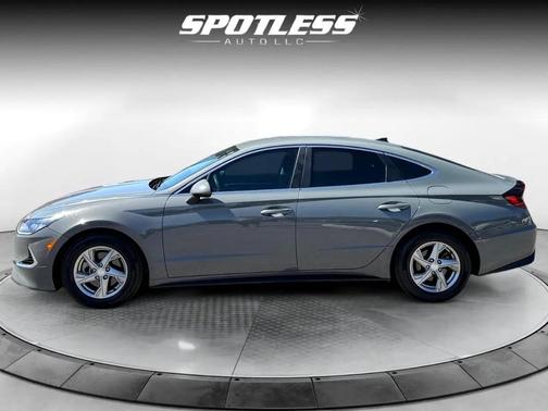 2021 Hyundai SONATA SE
