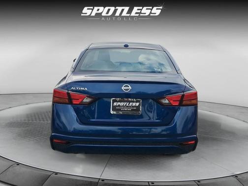 2020 Nissan Altima S FWD