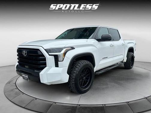Ice Cap 2024 Toyota Tundra SR5