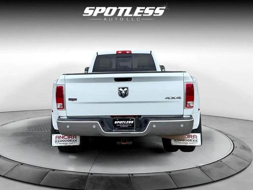 2018 RAM 3500 Laramie Crew Cab 4x4 8' Box