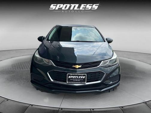 Graphite Metallic 2017 Chevrolet Cruze LT